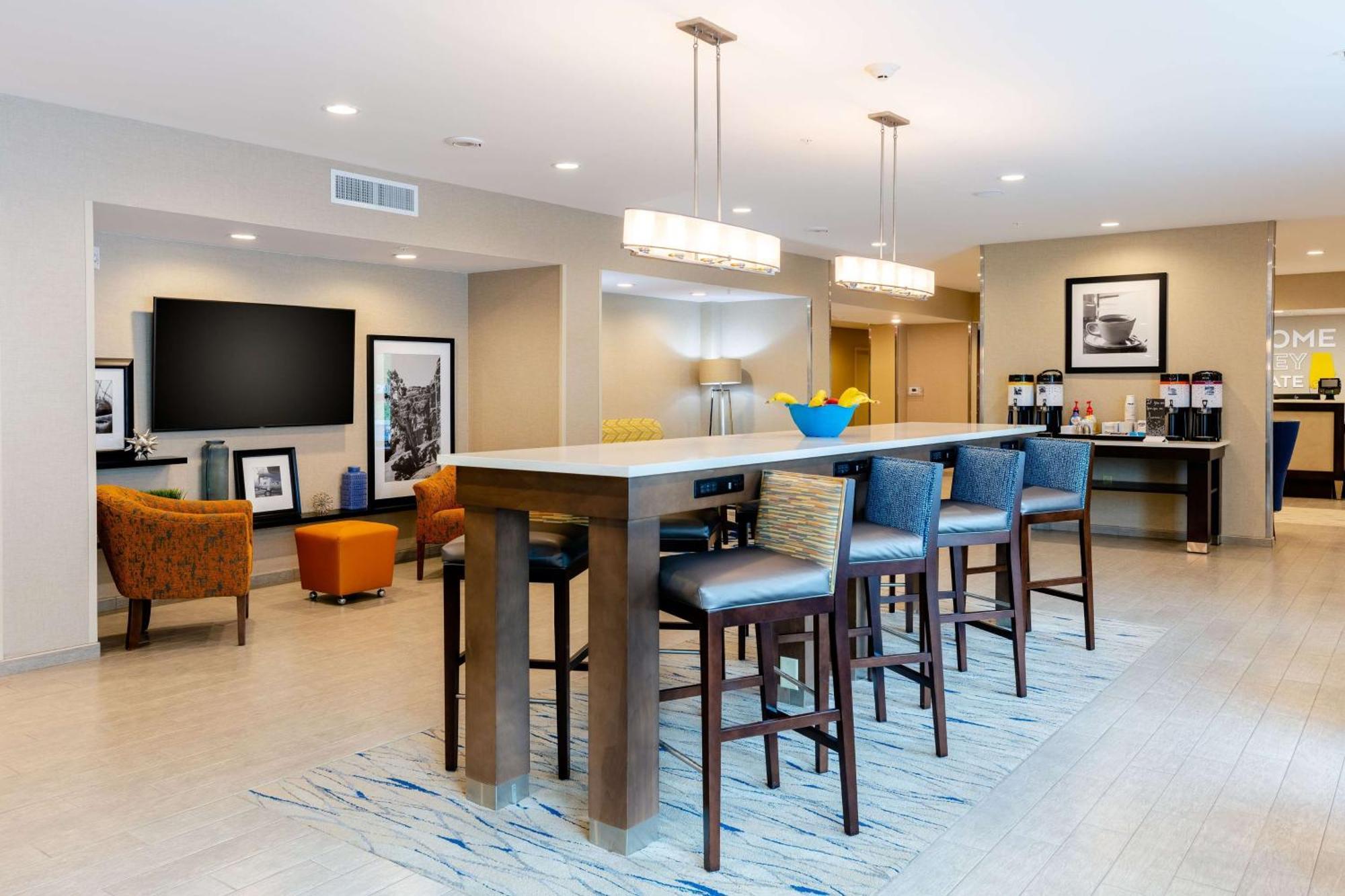 Hampton Hotel 3*